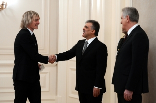 Miloş Krasiç, Abdulla Gül və Serbiya prezidenti ilə bir arada