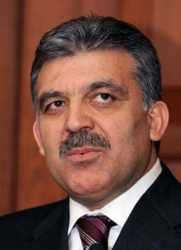 Abdullah Gül qanun dəyişikliyini qəbul etdi