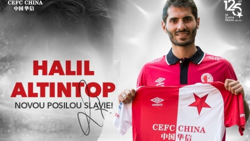 Çexiya klubu 3 tanınmış futbolçu transfer edib