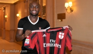 “Milan”dan daha bir transfer