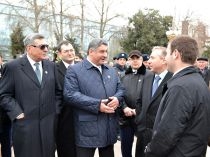 Azərbaycan 2012-nin maskotu maraqla qarşılandı - FOTOLAR