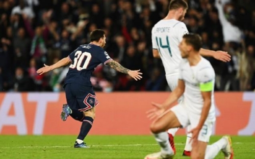 Messi Parisdə ilk qolunu vurdu
