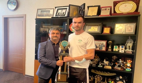 Kikboksçumuz Ruslan Musayev beynəlxalq turnirin qalibi olub