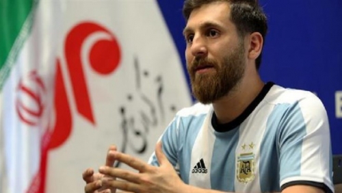 Messi iranlı oxşarını Barselonaya dəvət edib