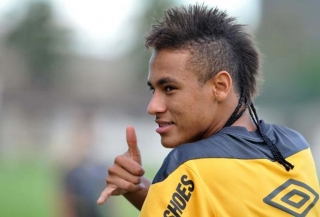 Neymar yenə driblinqlərlə diqqət mərkəzində - VİDEO