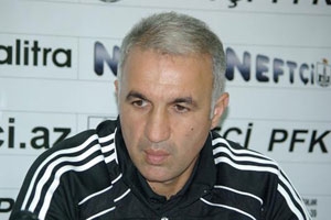 Arif Əsədov Kiyev "Dinamo"sunun düşərgəsində