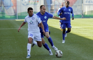 AZAL-ın futbolçusu Ermənistana gedir