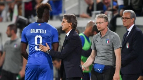 Balotelli transfer xəbərlərinə aydınlıq gətirdi