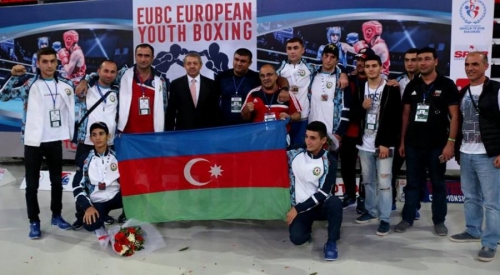 Azərbaycan boksçusu Sofiyadan qızıl medalla dönür