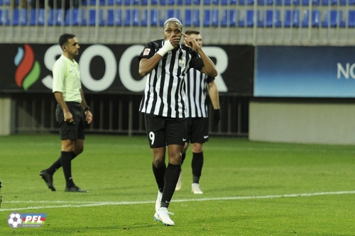 Baqali Dabo Kipr klubuyla müqavilə bağıladı