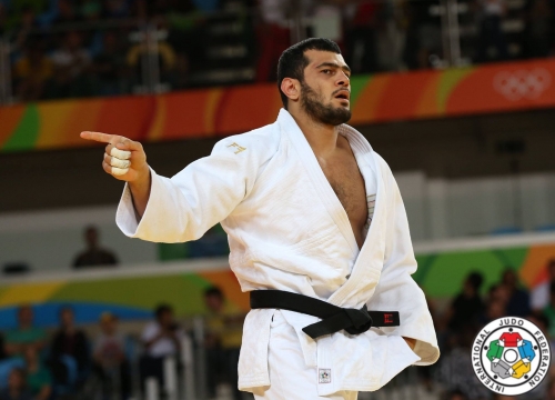 RİO-2016: Elmar Qasımov finalda məğlub oldu