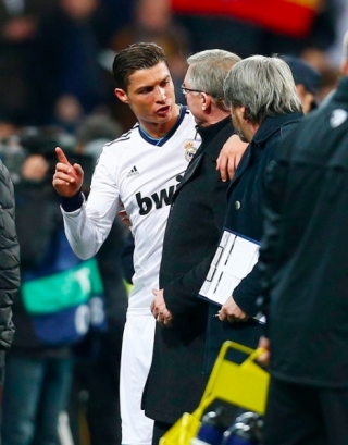 Ferqyusson: “Ronaldo başımıza oyun açdı”