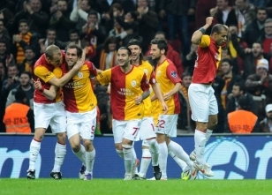 "Qalatasaray" - "Beşiktaş" 3:2 - VİDEO