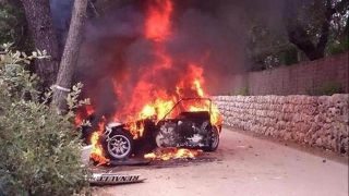 DƏHŞƏT: Sürücü avtomobildə yanaraq öldü