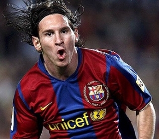 Messi La Liqada 200 qol həddini aşdı