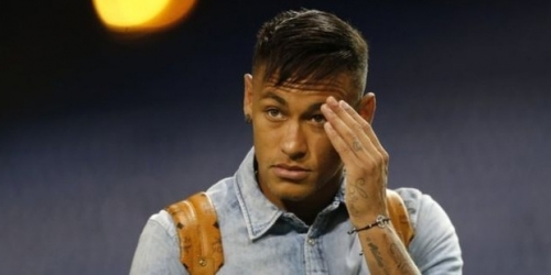 Neymar Barselonaya gedib