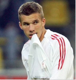 Podolski rəsmən "Arsenal"da!