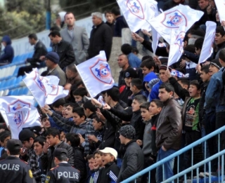  "Qarabağ"lı azarkeşlər qrupu klubun ofisi önündə etiraz aksiyası keçirməyə hazırlaşır