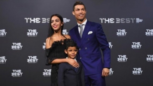 Ronaldonun əkiz uşaqları olacaq