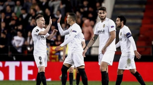 “Valensiya”da Qaraydan sonra 4 futbolçuda da koronavirus aşkarlandı