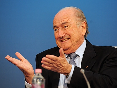 Yozef Blatterdən qalmaqallı açıqlamalar